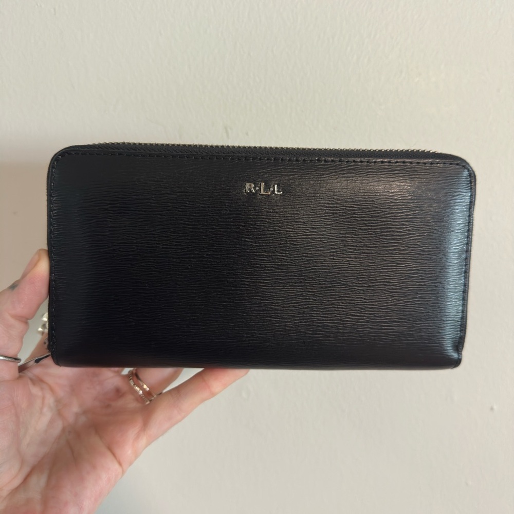 Lauren Ralph Lauren Black Zip Wallet